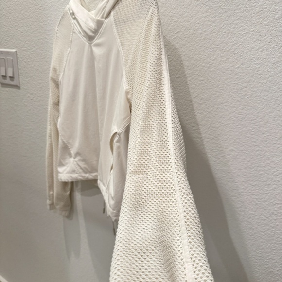 Lululemon Pullover Jacket - Picture 4 of 5